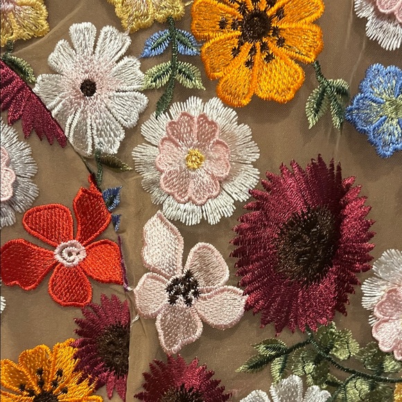 Elliatt Multicolor Floral Embroidered Dress prom wedding easter - Picture 4 of 5